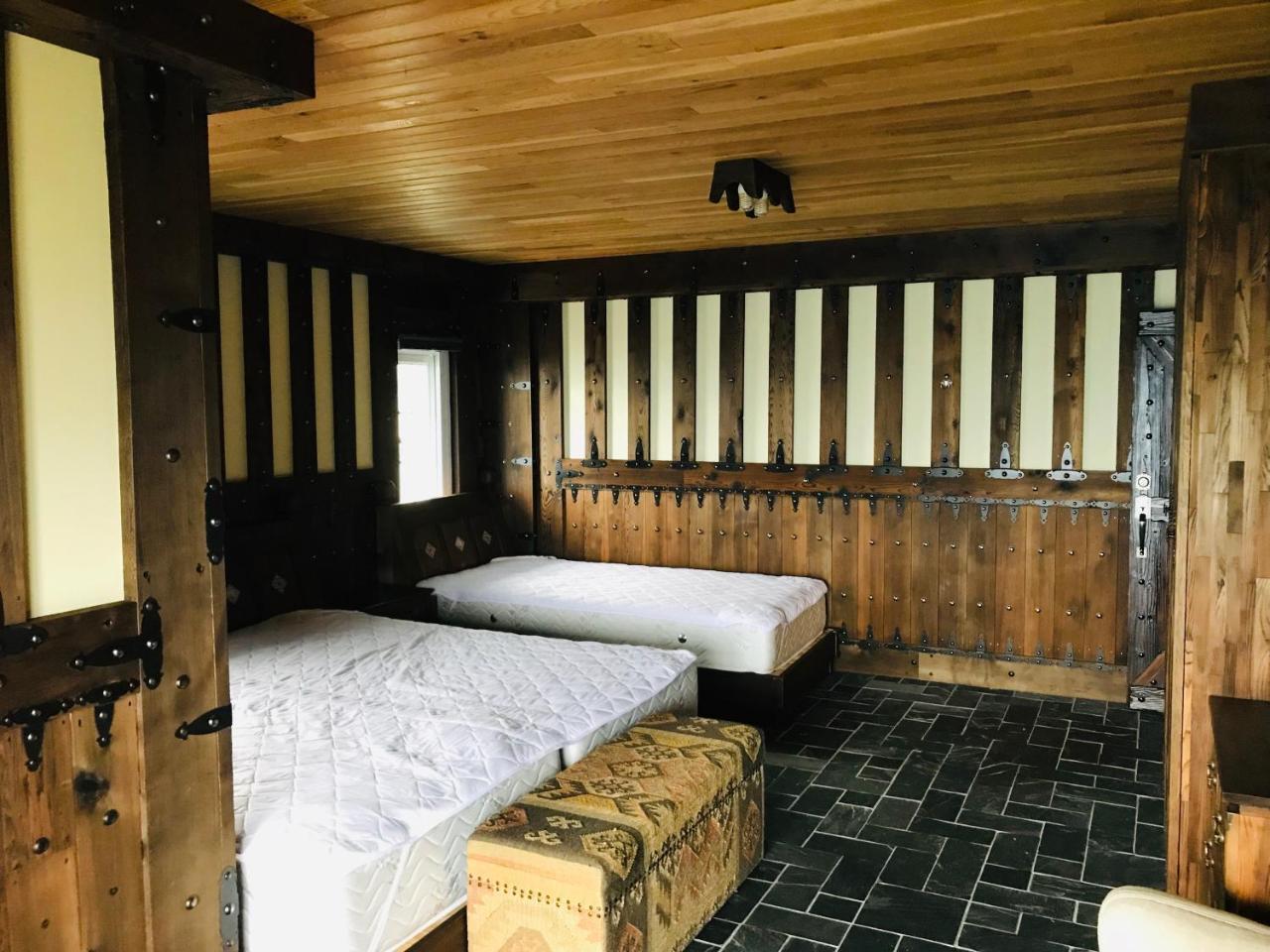 Black Forest Manor 런아이 외부 사진