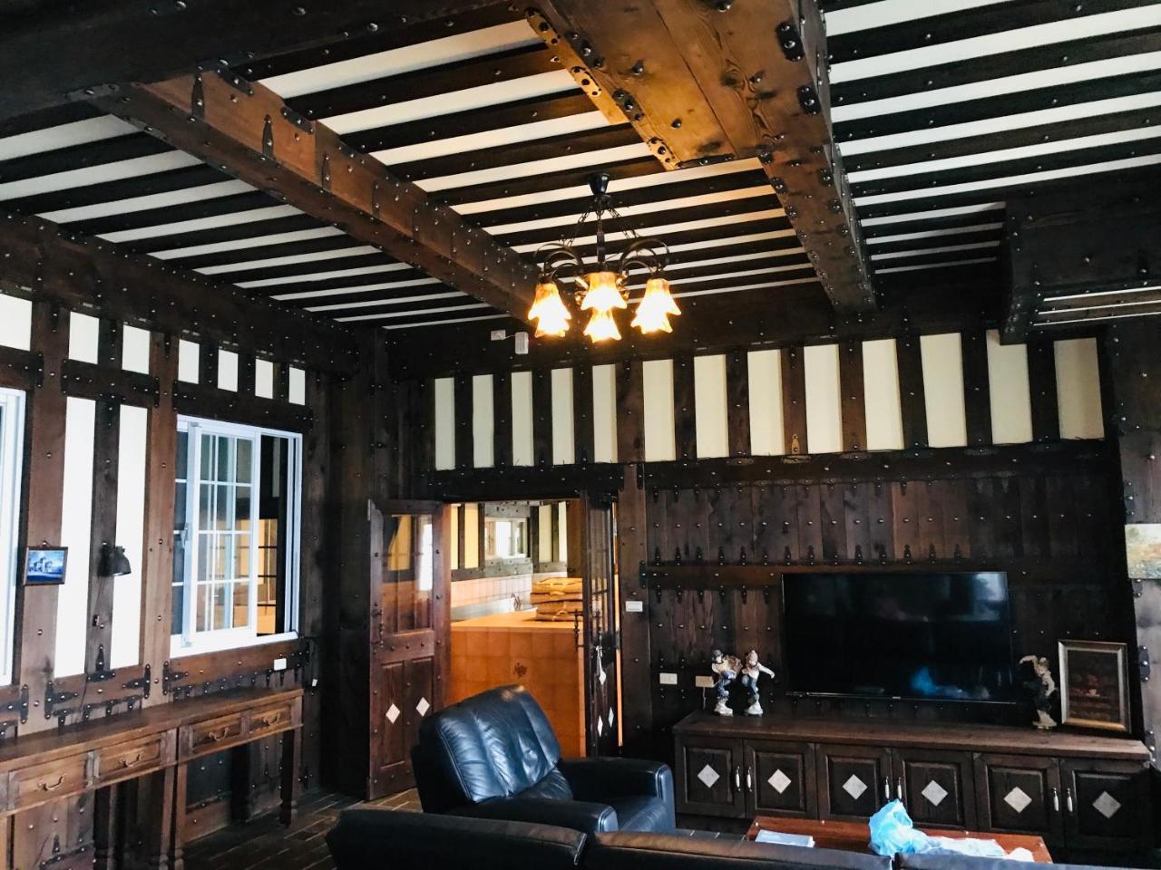 Black Forest Manor 런아이 외부 사진