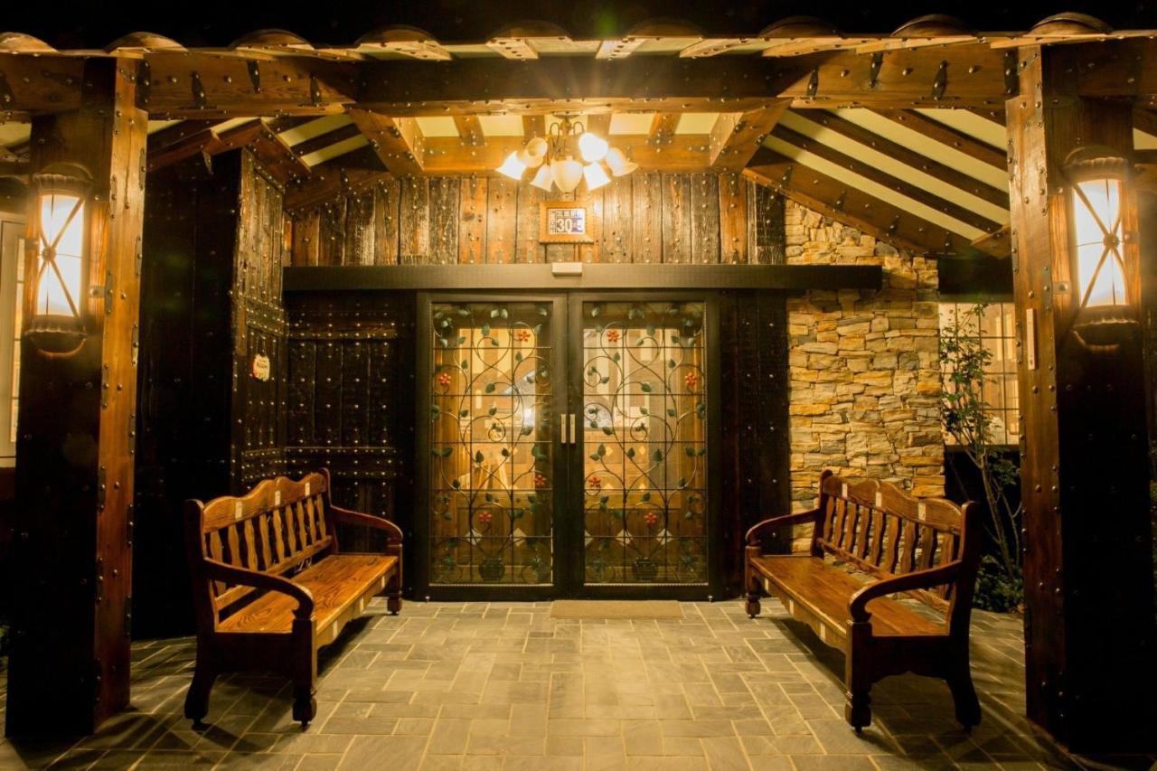 Black Forest Manor 런아이 외부 사진