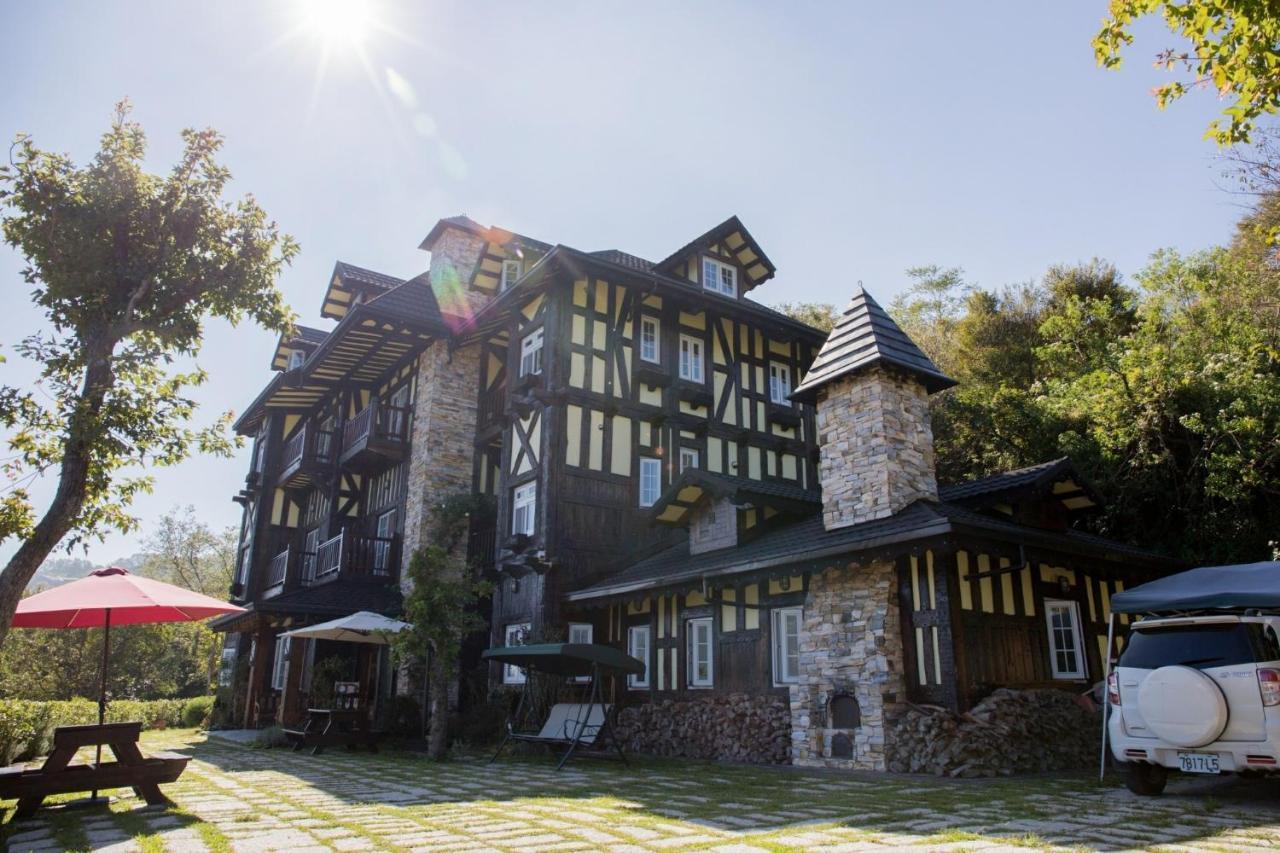 Black Forest Manor 런아이 외부 사진