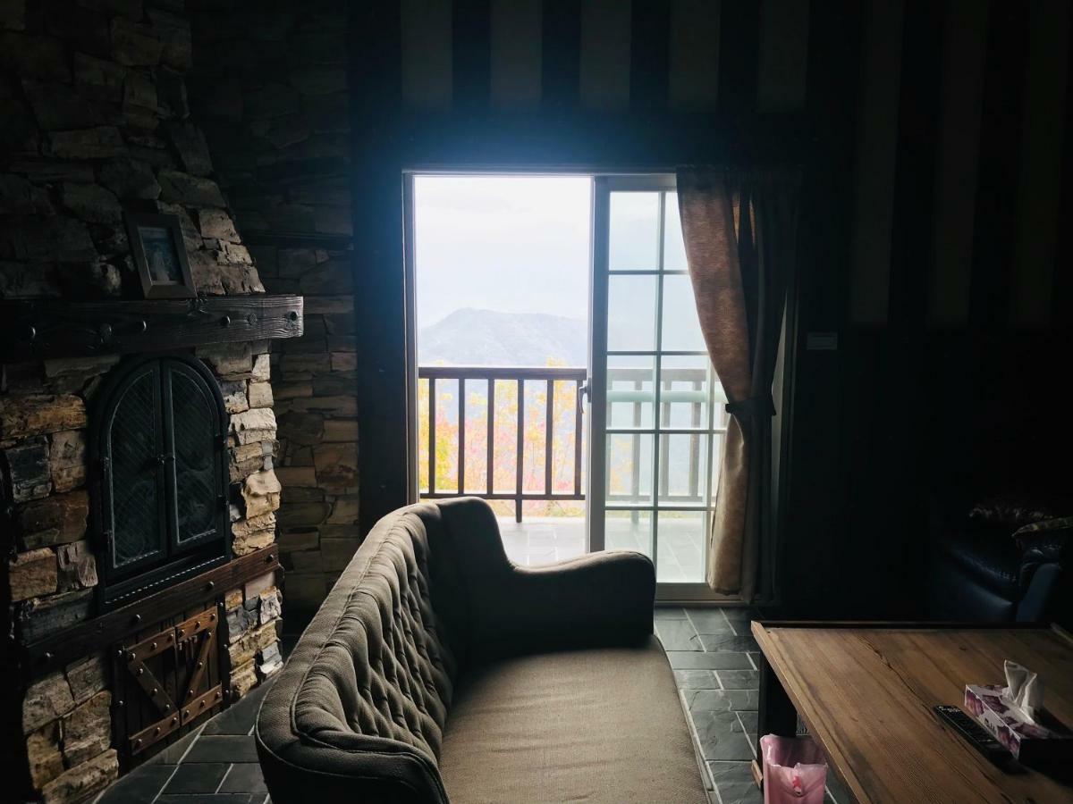 Black Forest Manor 런아이 외부 사진