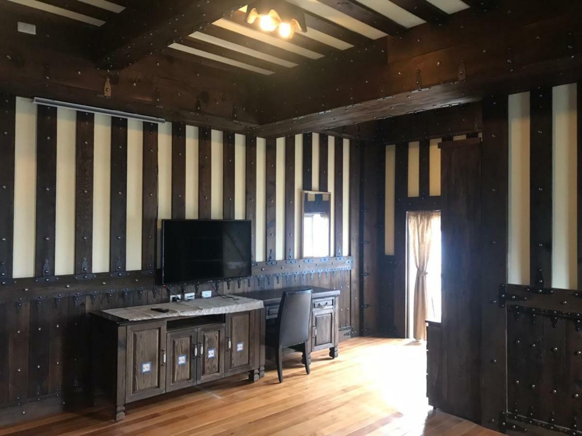 Black Forest Manor 런아이 외부 사진