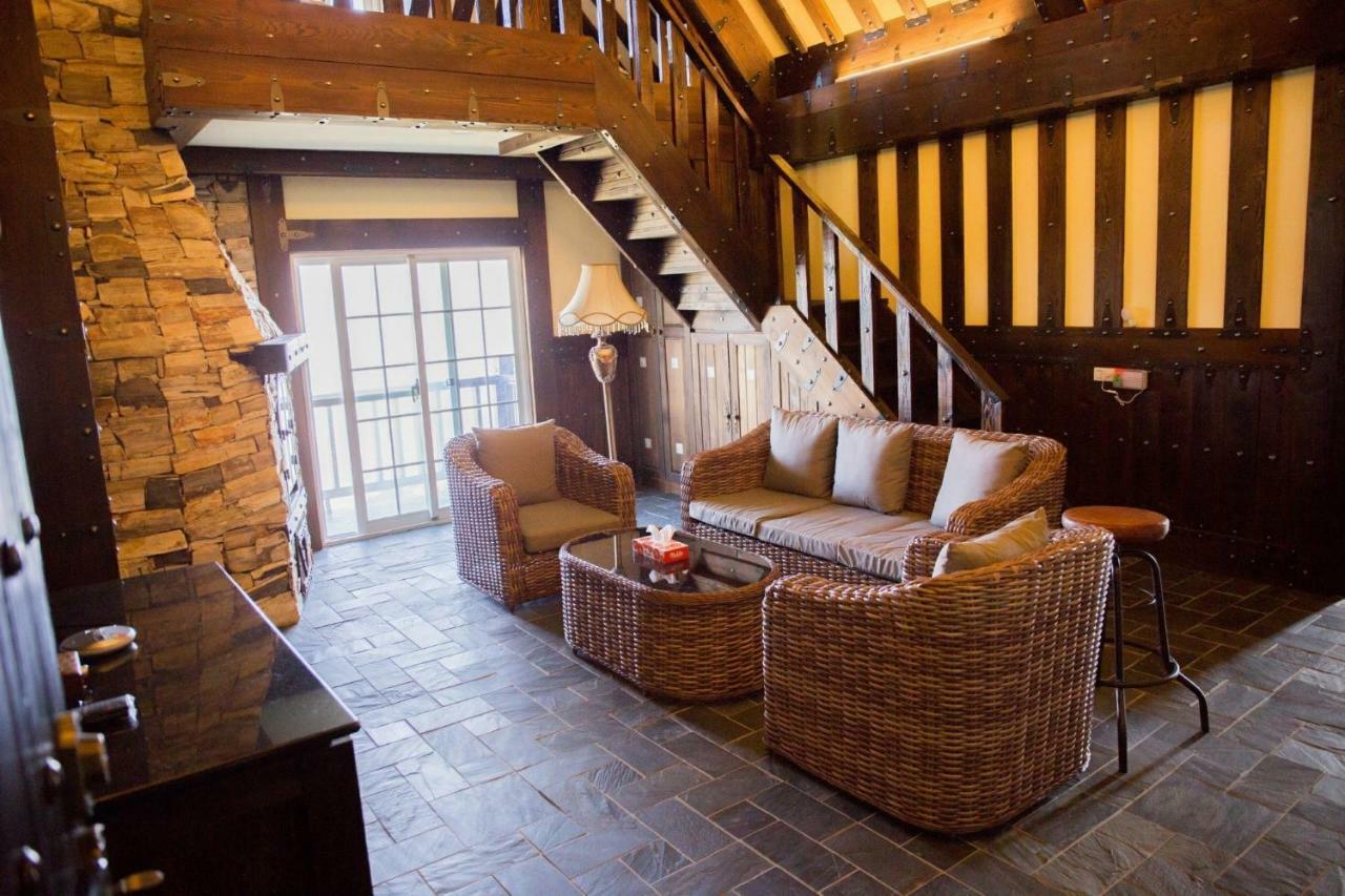 Black Forest Manor 런아이 외부 사진